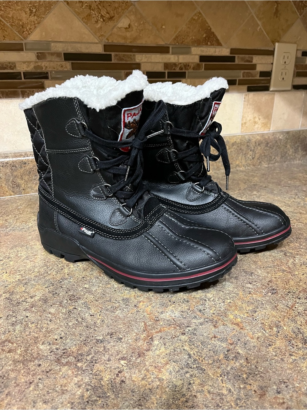 NWOT Pajar Canada Black Leather Winter Snow Boots Women 9-9.5 EU 42 Sherpa